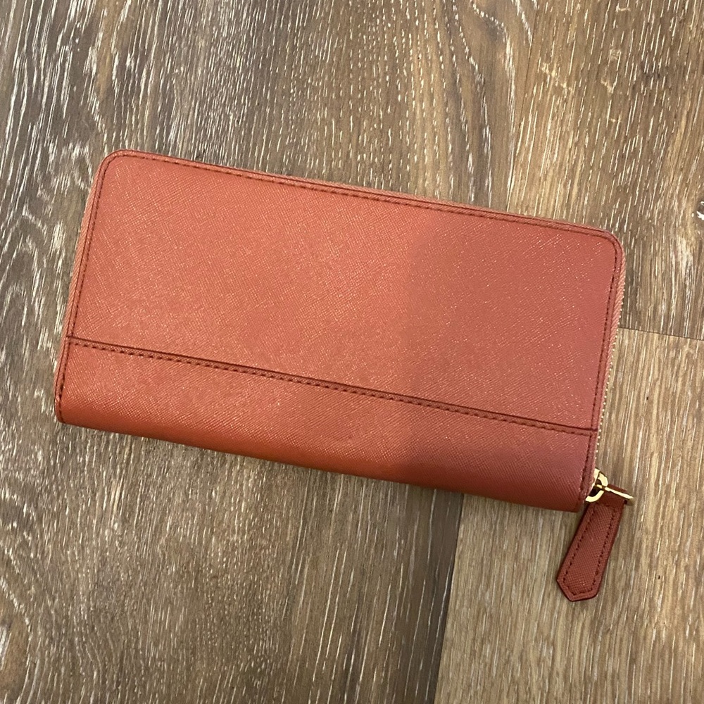 Marc Jacobs // Wallet - Picture 2 of 3